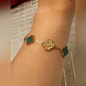 New model, Clover Green, Black Color. Cubic zirconia, Opal designer bracelet.